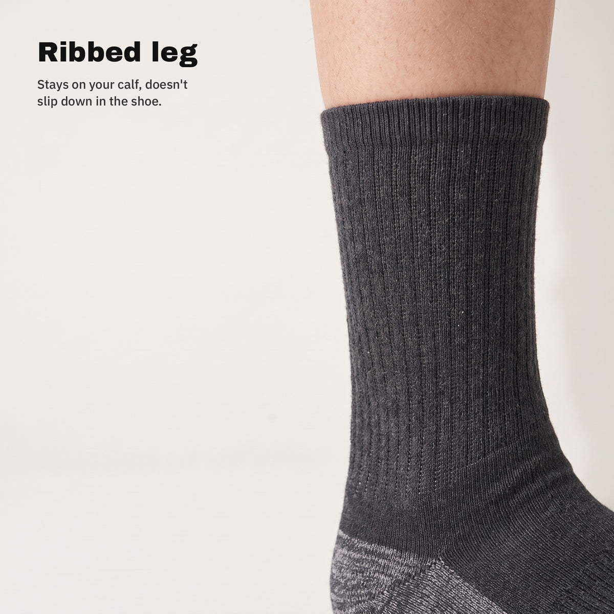 Ribbed leg of the graphite work socks