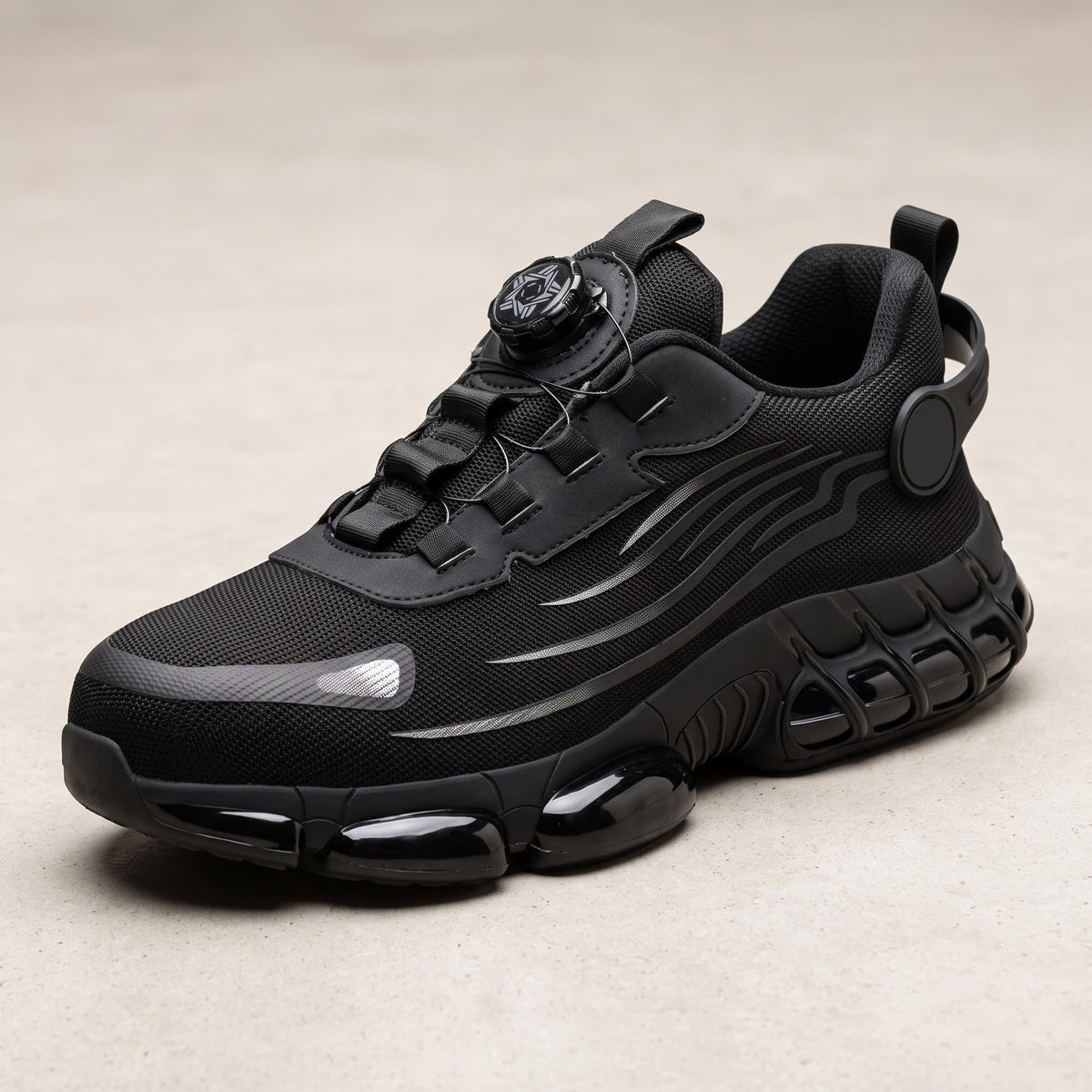 SZYCHTA PRO AIR Czarny — sneaker roboczy z pokrętłem, widok 3/4