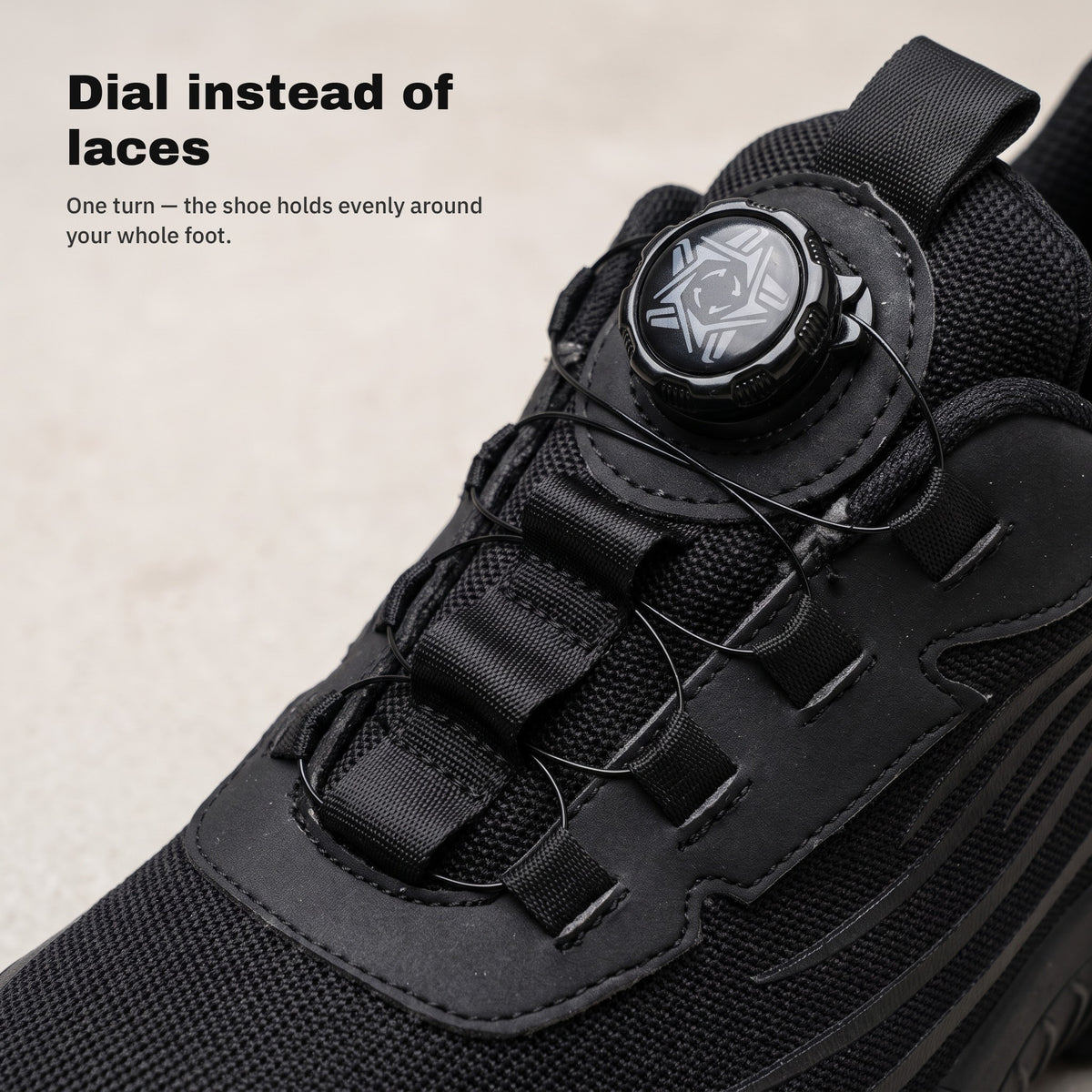 Dial instead of laces — SZYCHTA PRO AIR Black